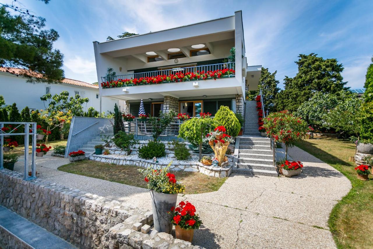 Studios Nada Кърк Екстериор снимка